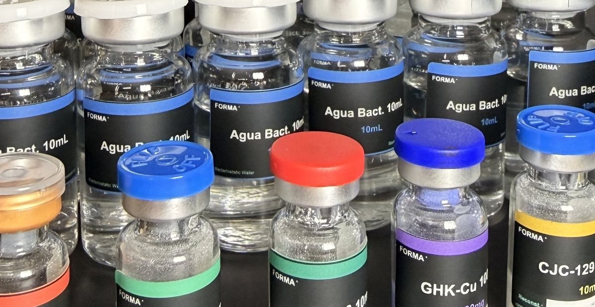Vial de Agua Bacteriostática de FORMA°